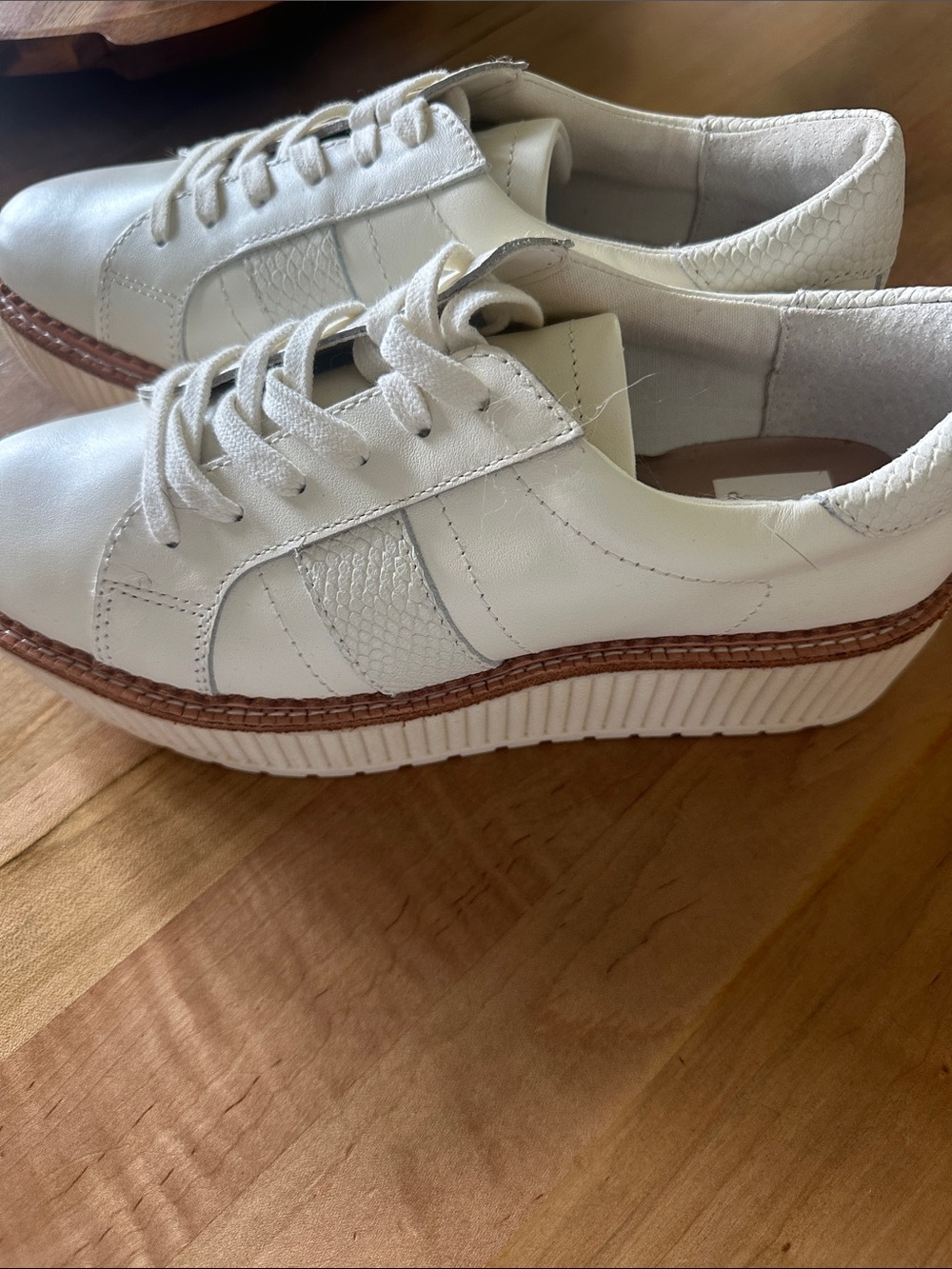 Dolce Vita Cream-White Low-Top Leather Sneakers with Brown Trim - Picture 2 of 3
